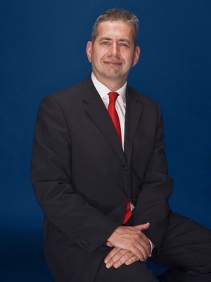 Roland Russell - Consultant Orthopaedic Surgeon